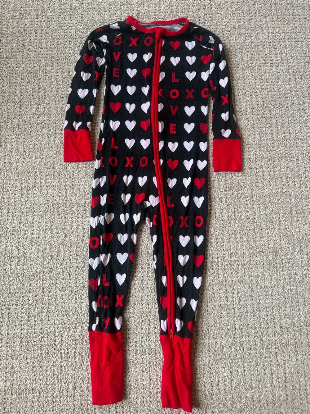 Little Sleepies Black, Red & White Heart "LOVE" Zip Footed Pajamas Size 3T